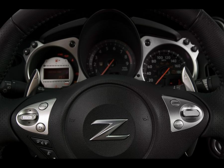  Nissan 370Z 2009 года  (фото 19 из 192)